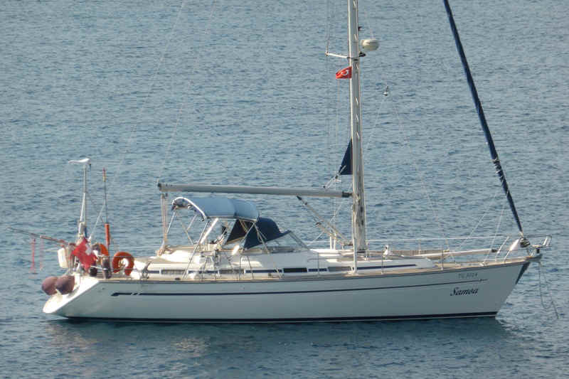 at-anchor-3.jpg (161150 Byte)