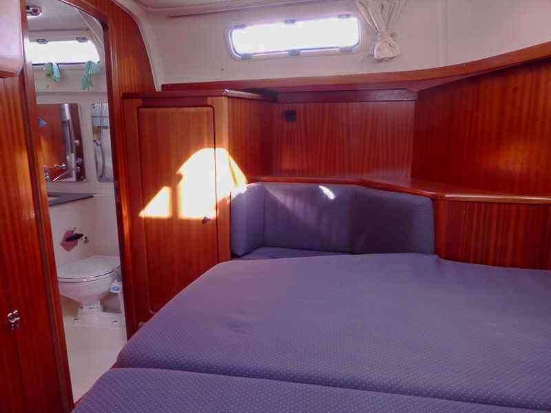 Aft cabin 4.jpg (120897 Byte)