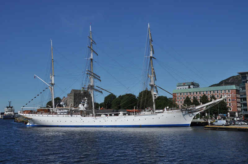 DSC_7888.JPG (159399 Byte)