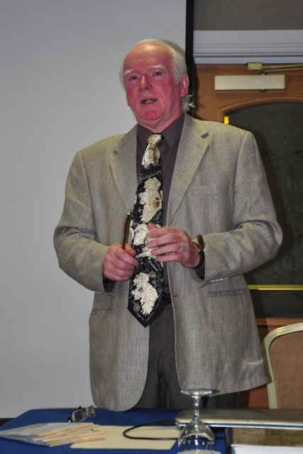DSC_9836.JPG (112828 Byte)