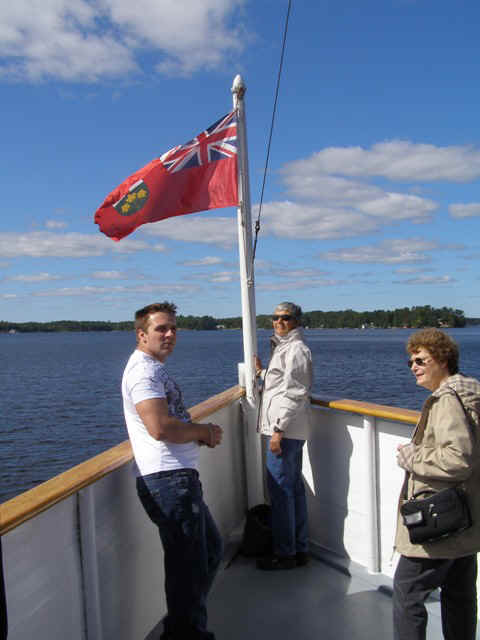 P9166044.JPG (66636 bytes)