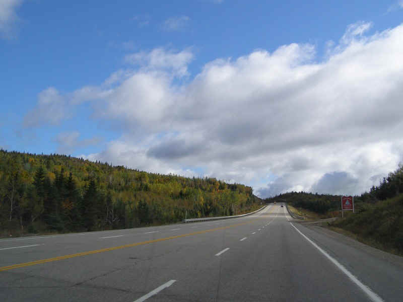 P9247045.JPG (85640 bytes)
