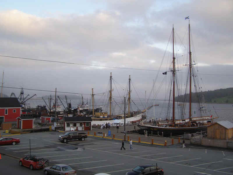 P9287480.JPG (93805 bytes)