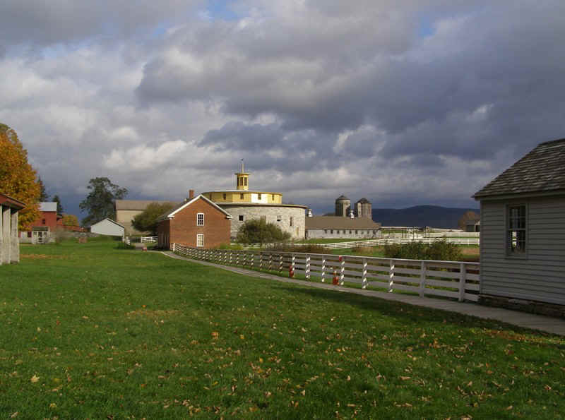 PA138913.JPG (117636 bytes)